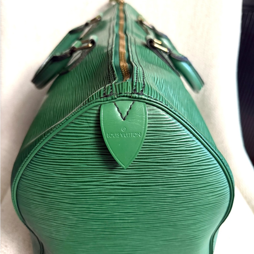 Authentic Louis Vuitton Speedy 35 satchel bag Epi Green Leather M42994 - Picture 7 of 16
